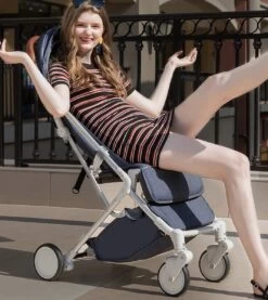 WOOSH New Buggy - Zwart - One Hand Folding - 3 Slaapstanden - Wandelwagen Tot 25 Kg - Regenhoes - Bekerhouder - Muggennet -Winkel voor babyproducten 1069x1200 6