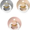 BIBS Fopspenen T3 | Glow In The Dark Blush, Cloud En Vanilla | Maat 3 | 18+ Maanden | Speen | Spenen 2 BIBS Fopspenen T3 | Glow In The Dark Blush, Cloud En Vanilla | Maat 3 | 18+ Maanden | Speen | Spenen -Winkel voor babyproducten 1096x1200 1