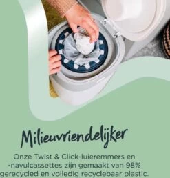 Tommee Tippee Twist & Click Milieuvriendelijke Luieremmer Navulling - Duurzaam Geproduceerde Greenfilm - 3 Stuks 7 Tommee Tippee Twist & Click Milieuvriendelijke Luieremmer Navulling - Duurzaam Geproduceerde Greenfilm - 3 Stuks -Winkel voor babyproducten 1150x1200 3