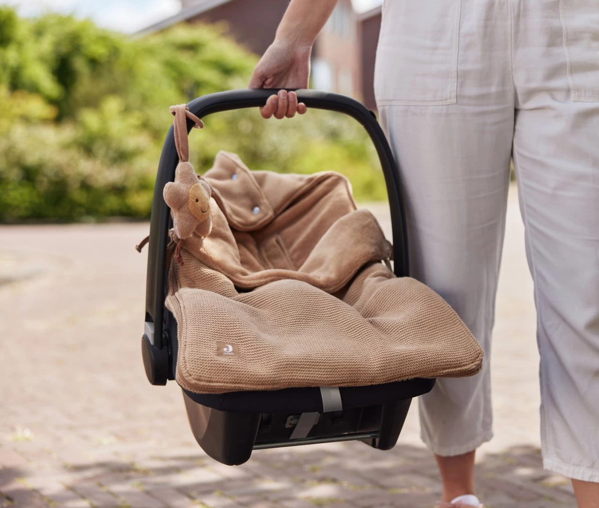 Jollein Voetenzak voor Autstoel & Kinderwagen - Basic Knit - Biscuit Jollein Voetenzak Voor Autstoel & Kinderwagen - Basic Knit - Biscuit -Winkel voor babyproducten 1200x1018 1