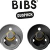 BIBS Fopspeen - Maat 2 (6-18 Maanden) DUOPACK - Smoke & Black - BIBS Tutjes - BIBS Sucettes -Winkel voor babyproducten 1200x1111 3