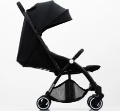 Hamilton By Yoop S1 Plus Buggy Met Monteerbare Zeno Plus Draagwieg - Nieuw En Hoger 2023 Model - Premium Budget Stroller Met One Hand Folding Technologie – Zwart - Licht, Verstelbaar, Wendbaar En Geschikt Van 0 Maanden Tot 4 Jaar – Inclusief Adapter 5 Hamilton By Yoop S1 Plus Buggy Met Monteerbare Zeno Plus Draagwieg - Nieuw En Hoger 2023 Model - Premium Budget Stroller Met One Hand Folding Technologie – Zwart - Licht, Verstelbaar, Wendbaar En Geschikt Van 0 Maanden Tot 4 Jaar – Inclusief Adapter -Winkel voor babyproducten 1200x1113 6