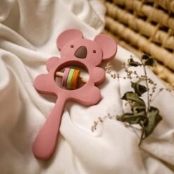 Merkloos Bijtring - Rammelaar - Babys - Speelgoed - Babyspeelgoed - Kraamcadeau - Siliconen - BPA Vrij - Roze -Winkel voor babyproducten 1200x1200 1018