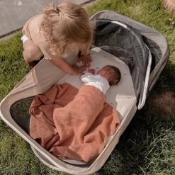 Deryan Infant Deluxe BabyBox Campingbedje - Cream + Inclusief Matras En Klamboe -Winkel voor babyproducten 1200x1200 1636