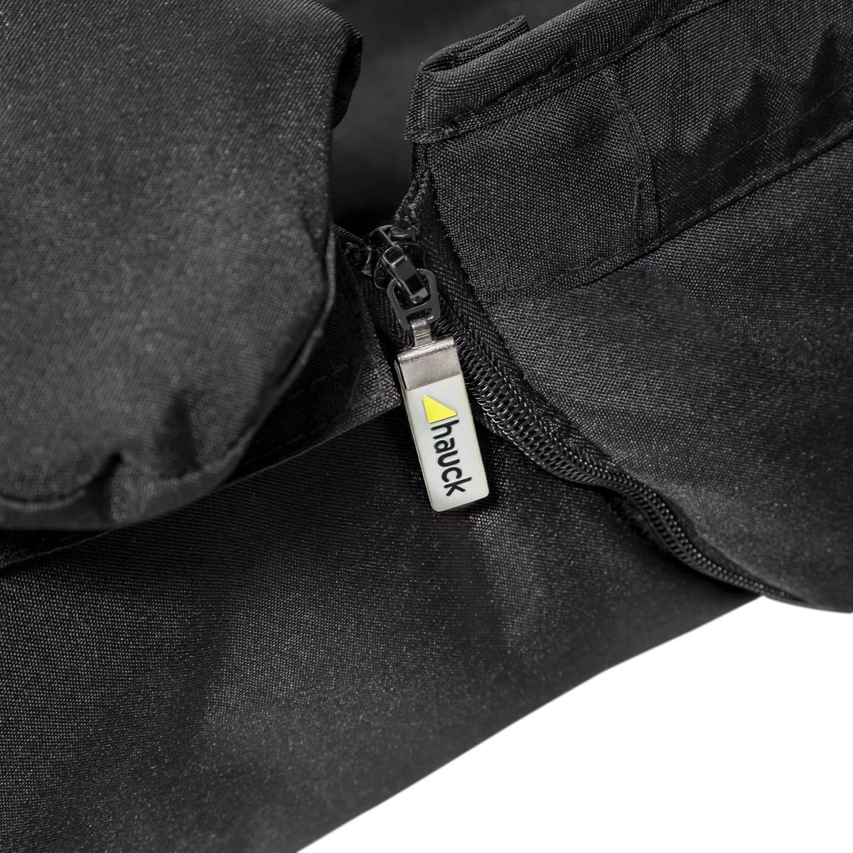 Hauck 2 in 1 Reiswieg - Zwart Hauck 2 In 1 Reiswieg - Zwart -Winkel voor babyproducten 1200x1200 1652