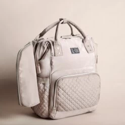 NanaBeebi Luiertas Rugzak Met Verschoonmatje - Beige Taupe - Inclusief Flessenwarmhouder - Kinderwagenhaken En Isoleervak 8 NanaBeebi Luiertas Rugzak Met Verschoonmatje - Beige Taupe - Inclusief Flessenwarmhouder - Kinderwagenhaken En Isoleervak -Winkel voor babyproducten 1200x1200 1750