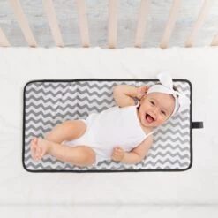 Brisby Slijtvaste Luiertas – Verzorgingstas – Met Buggymontage - Groen -Winkel voor babyproducten 1200x1200 1772