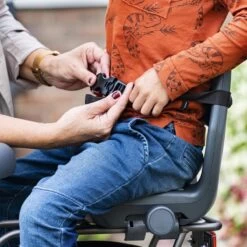 Qibbel 6+ Junior Fietsstoeltje Achter - Legergroen Met Zwart Kussentje -Winkel voor babyproducten 1200x1200 2054