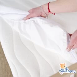 Baby Bamboe Matrasbeschermer 70x140 Cm - Waterdicht - Zacht Aanvoelend - Vrij Van Chemische Behandelingen - Ademend En Stil 4 Baby Bamboe Matrasbeschermer 70x140 Cm - Waterdicht - Zacht Aanvoelend - Vrij Van Chemische Behandelingen - Ademend En Stil -Winkel voor babyproducten 1200x1200 2304