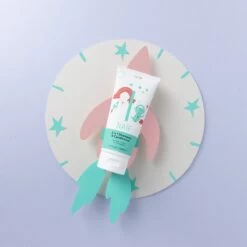 Naïf Voedende Shampoo En Conditioner - Kids - 200ml - Voordeelverpakking - Met Natuurlijke Ingrediënten -Winkel voor babyproducten 1200x1200 527