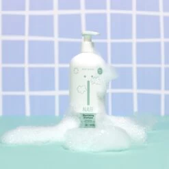 Naïf Voedende Shampoo Pompfles - Baby En Kids - 500ml - Met Natuurlijke Ingrediënten -Winkel voor babyproducten 1200x1200 546