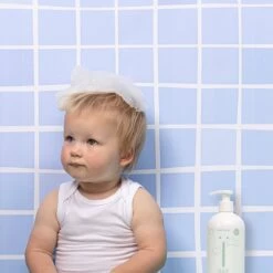 Naïf Voedende Shampoo Pompfles - Baby En Kids - 500ml - Met Natuurlijke Ingrediënten -Winkel voor babyproducten 1200x1200 547