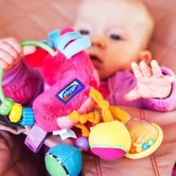 Playgro Clip Clop Rammelaar - Roze - Activiteitenspeeltje - Kraamkado -Winkel voor babyproducten 1200x1200 977