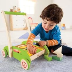 Hape Loopwagen Blokkenkar - Speelgoed 1 Jaar -Winkel voor babyproducten 1200x1200 993