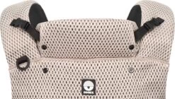 Dooky Ergonomische Draagzak Urban Comfort Beige Desert -Winkel voor babyproducten 1200x678 5