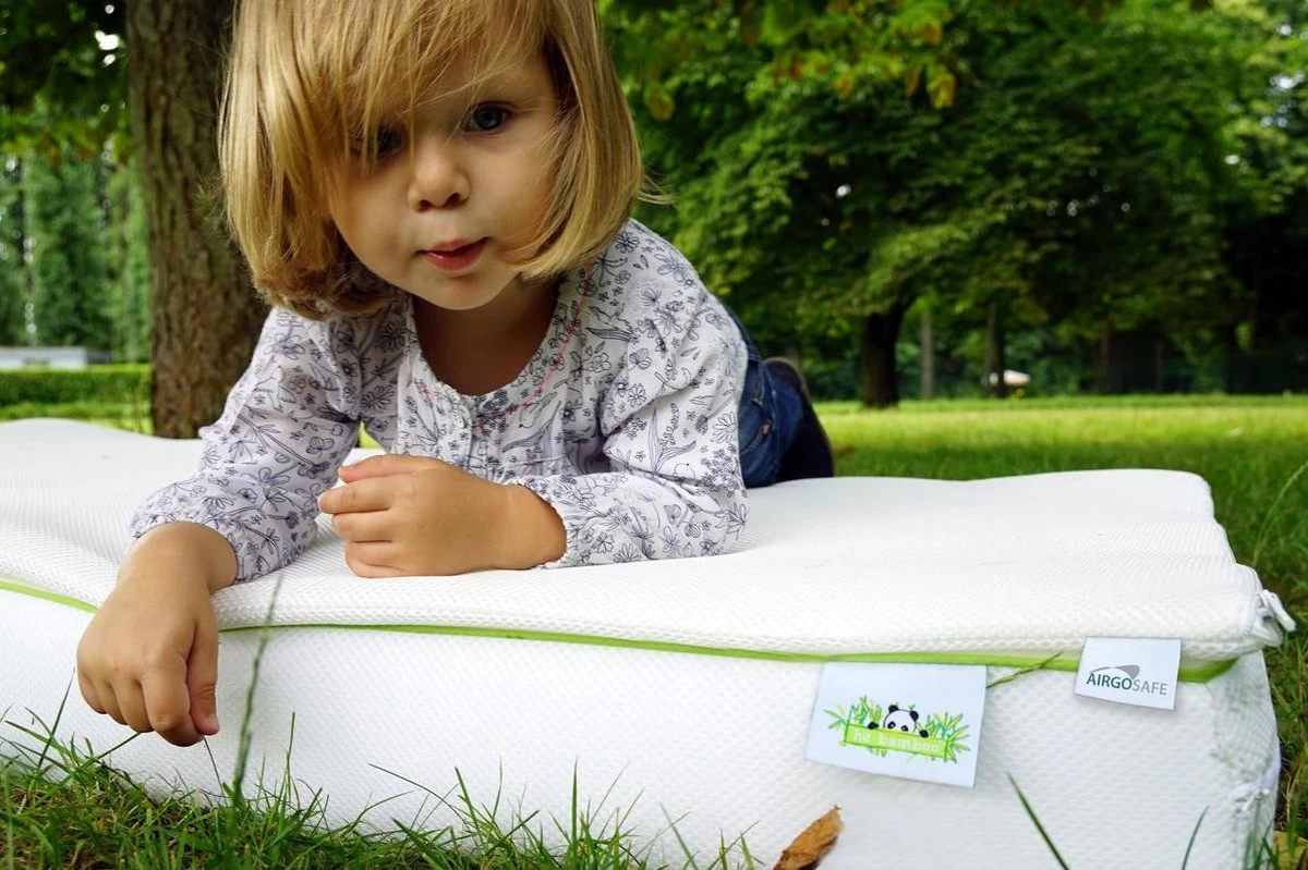 ABZ airgosafe topper - 60x120x3 cm - Wit ABZ Airgosafe Topper - 60x120x3 Cm - Wit -Winkel voor babyproducten 1200x799 89