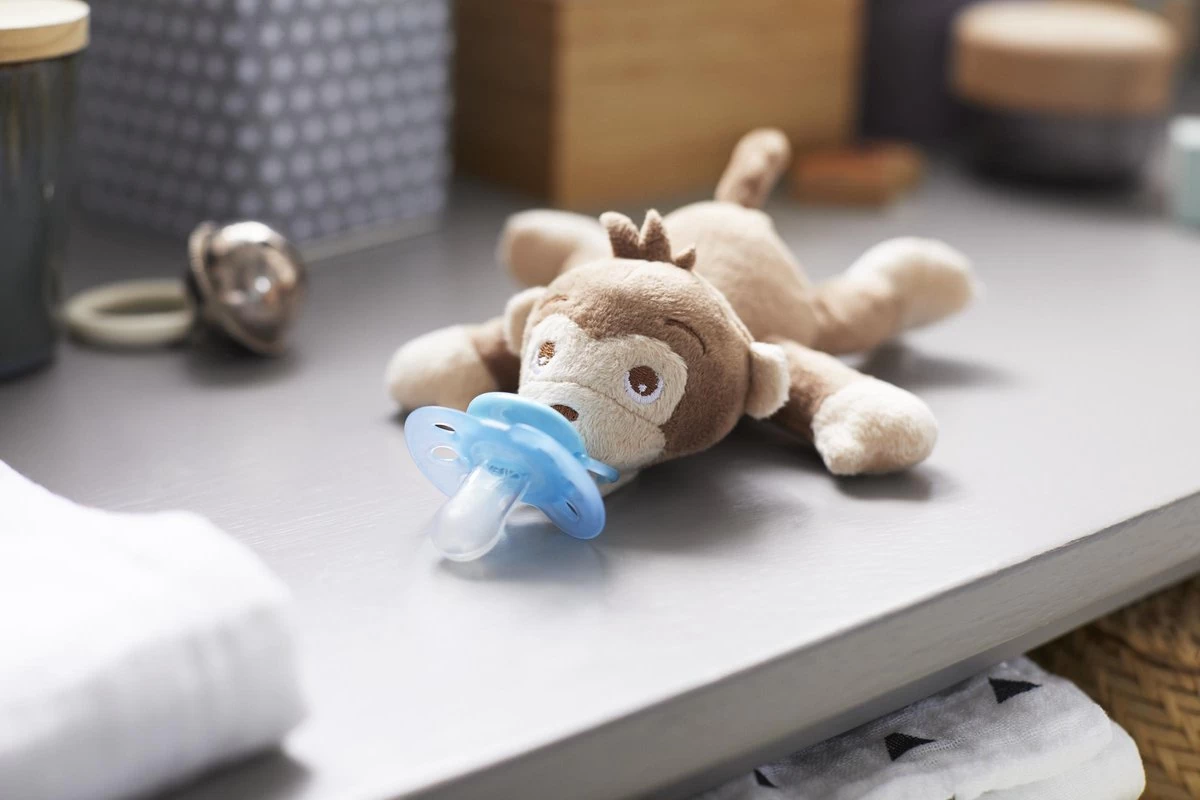 Philips Avent Snuggle Knuffelspeen - 0-6 Maanden - Aapje Philips Avent Snuggle Knuffelspeen - 0-6 Maanden - Aapje -Winkel voor babyproducten 1200x800 129