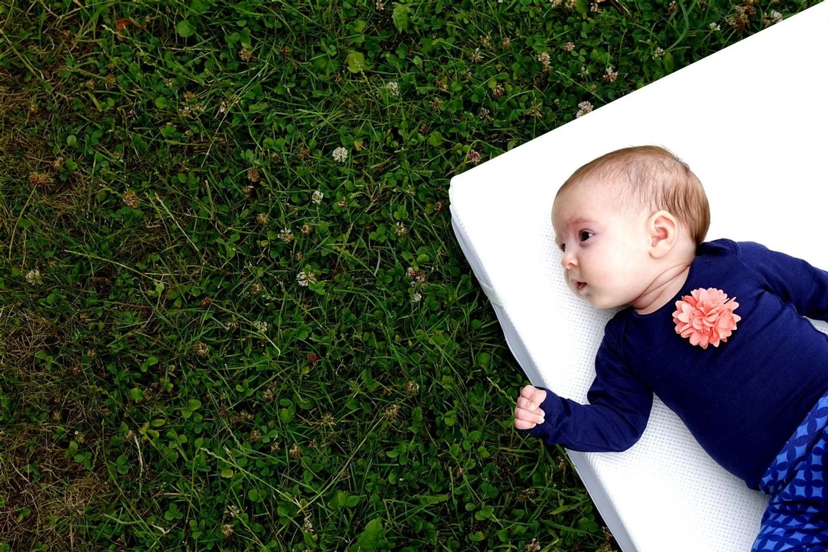 ABZ airgosafe topper - 60x120x3 cm - Wit ABZ Airgosafe Topper - 60x120x3 Cm - Wit -Winkel voor babyproducten 1200x800 443