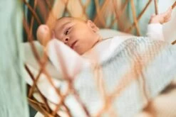 Jollein Baby Laken Ledikant 120x150cm Snake - Ash Green -Winkel voor babyproducten 1200x800 579