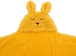 Jollein Wikkeldeken Bunny 100x105cm - Mustard 4 Jollein Wikkeldeken Bunny 100x105cm - Mustard -Winkel voor babyproducten 1200x886 7