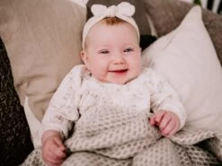 Wiegdeken Wol - Pure Baby Love - Bee - Taupe