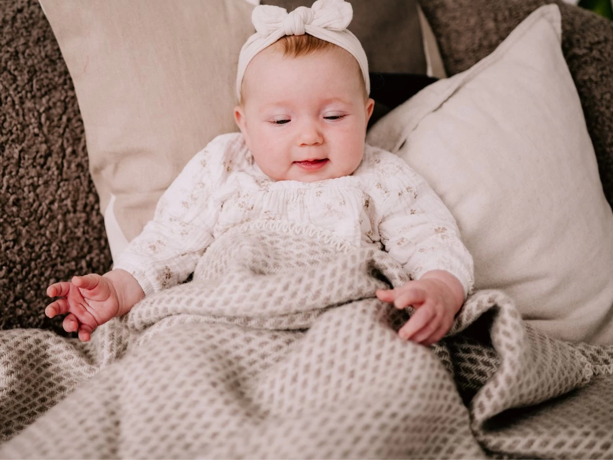 Wiegdeken wol - Pure Baby Love - bee - taupe Wiegdeken Wol - Pure Baby Love - Bee - Taupe -Winkel voor babyproducten 1200x900 118