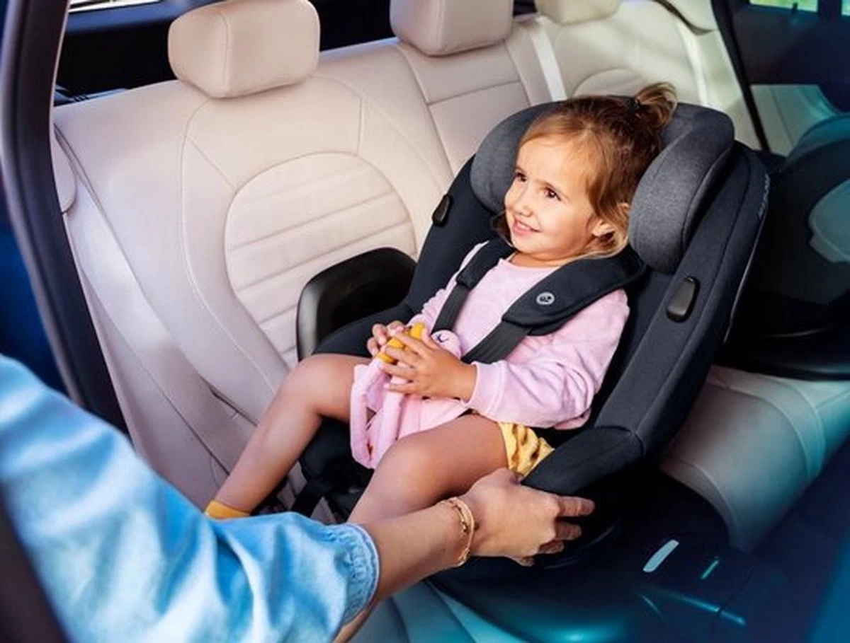 Maxi-Cosi Mica i-Size Autostoeltje - 360° draaibaar - Authentic Black Maxi-Cosi Mica I-Size Autostoeltje - 360° Draaibaar - Authentic Black -Winkel voor babyproducten 1200x909 4