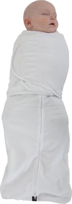 Mum2Mum Dream Swaddle - Inbakerdoek Groot - Wit 3 Mum2Mum Dream Swaddle - Inbakerdoek Groot - Wit -Winkel voor babyproducten 428x1200