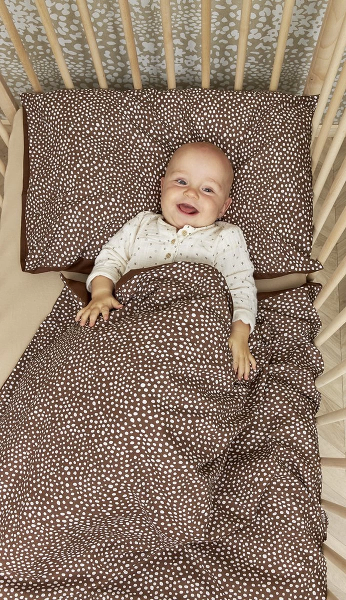 Meyco Cheetah/Uni dekbedovertrek ledikant - Chocolate - 100x135cm Meyco Cheetah/Uni Dekbedovertrek Ledikant - Chocolate - 100x135cm -Winkel voor babyproducten 692x1200 3