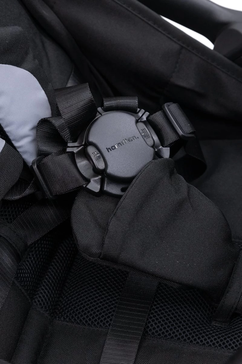 Hamilton by Yoop X1 Plus Buggy – Nieuw, Hoger, Uitgebreider 2023 Model – Premium Stroller met One Hand Folding Technologie – Zwart – Lichte, Verstelbare en Wendbare Kinderwagen met vele Gemakken Hamilton By Yoop X1 Plus Buggy – Nieuw, Hoger, Uitgebreider 2023 Model – Premium Stroller Met One Hand Folding Technologie – Zwart – Lichte, Verstelbare En Wendbare Kinderwagen Met Vele Gemakken -Winkel voor babyproducten 800x1200 174