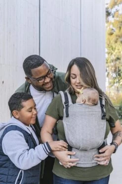 Tula Draagzak Free To Grow - Linen Ash 8 Tula Draagzak Free To Grow - Linen Ash -Winkel voor babyproducten 800x1200 215