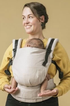 Tula Draagzak Free To Grow - Linen Sand 7 Tula Draagzak Free To Grow - Linen Sand -Winkel voor babyproducten 800x1200 223