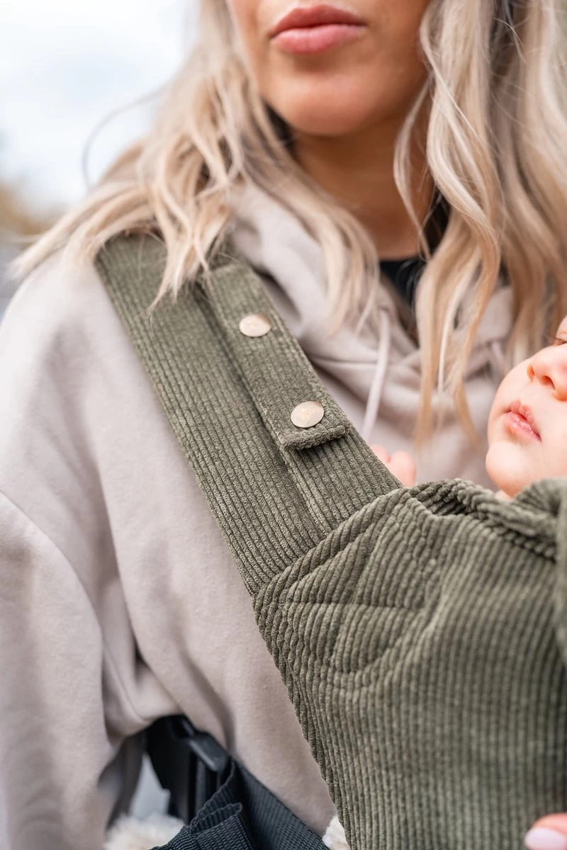 ByKay - Draagzak - Click Carrier Classic - Moss Green ByKay - Draagzak - Click Carrier Classic - Moss Green -Winkel voor babyproducten 800x1200 231