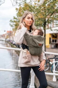 ByKay - Draagzak - Click Carrier Classic - Moss Green 6 ByKay - Draagzak - Click Carrier Classic - Moss Green -Winkel voor babyproducten 800x1200 233