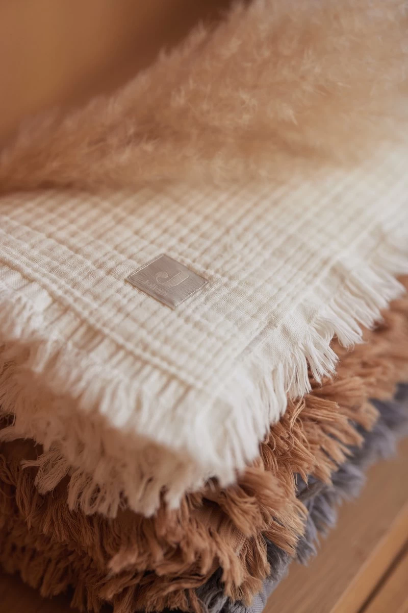 Jollein Baby Deken Ledikant 120x120cm Muslin Fringe - Ivory Jollein Baby Deken Ledikant 120x120cm Muslin Fringe - Ivory -Winkel voor babyproducten 800x1200 330