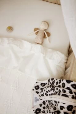 Meyco Ruffle Wieglaken - Offwhite - 75x100cm -Winkel voor babyproducten 800x1200 446