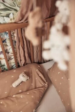 Jollein Baby Overtrek Ledikant 100x135/140cm Stargaze - Biscuit -Winkel voor babyproducten 800x1200 484