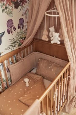 Jollein Baby Overtrek Ledikant 100x135/140cm Stargaze - Biscuit -Winkel voor babyproducten 800x1200 485