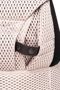 Dooky Ergonomische Draagzak Urban Comfort Beige Desert -Winkel voor babyproducten 801x1200 58