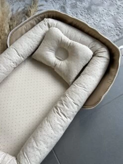 Bébélunes - ToGo Dot Beige - Babynest - Beige - 30x50 - Inclusief Kussen -Winkel voor babyproducten 899x1200 52
