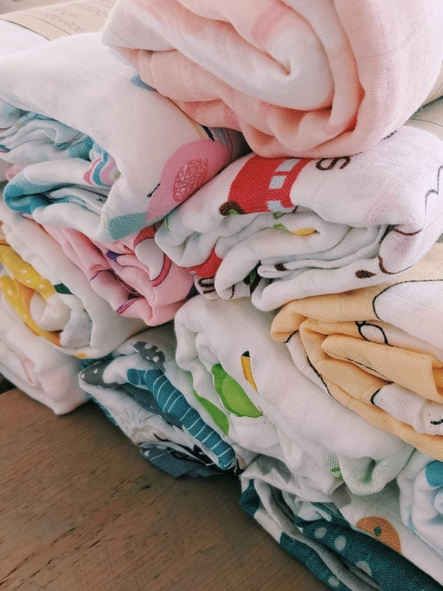 XL Eco vriendelijk Bamboe - Hydrofiel doek / Swaddle Blue Whale - 120 x 110 cm - 70% bamboe, 30% biologisch katoen - inbakerdoek - Swaddle - Hydrofiele doek - inbakerdeken - hydrofiele luier - Multidoek - Ecobabyshop - Walvis - Mint Groen - Baby XL Eco Vriendelijk Bamboe - Hydrofiel Doek / Swaddle Blue Whale - 120 X 110 Cm - 70% Bamboe, 30% Biologisch Katoen - Inbakerdoek - Swaddle - Hydrofiele Doek - Inbakerdeken - Hydrofiele Luier - Multidoek - Ecobabyshop - Walvis - Mint Groen - Baby -Winkel voor babyproducten 900x1200 5