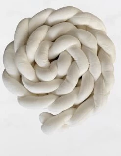 IL BAMBINI Gevlochten Baby Bed Bumper Treccia - Bedomrander - Box Omrander - Hoofdbeschermer - Boxrand - Bedbumper - Stootrand - Boxomrander - (3 Meter) Wit -Winkel voor babyproducten 936x1200 4