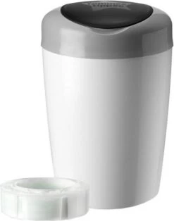 Tommee Tippee Simplee Sangenic Luieremmer, Milieuvriendelijker Systeem, Inclusief 1 Navulcassette Met Duurzaam Geproduceerde Antibacteriële GREENFILM, Grijs -Winkel voor babyproducten 943x1200