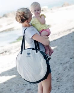 Deryan Peuter Luxe Campingbedje – Inclusief Zelfopblaasbare Matras - Cream -Winkel voor babyproducten 955x1200 1