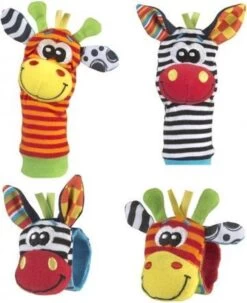 Playgro Pols- En Voetrammelaarset Zebra & Giraf - Set Van 4 Stuks, 2 Polsbandjes En 2 Rammelsokjes -Winkel voor babyproducten 977x1200 1